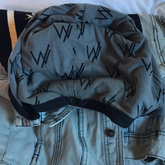 Sleep with Sirens vest, Size Small. - Picture 2 of 4